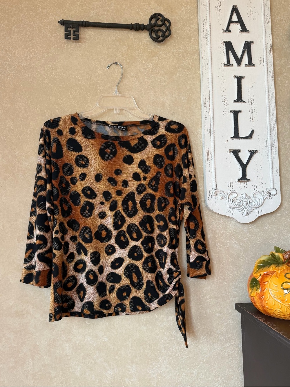 Frank Lyman - Cheetah Long Sleeve Top Style 253157